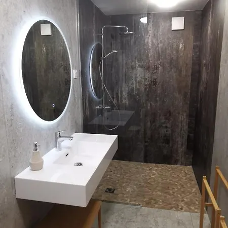 Apartment 7th Mill *